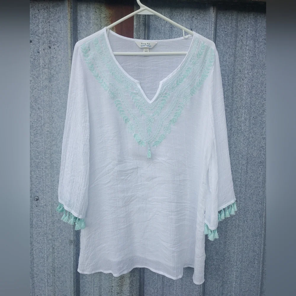 Krazy Kat White Top with Blue Accents Sheer Tassels Beach Top Large